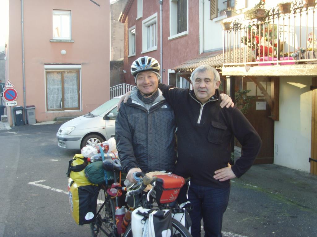 Le Bravard Jumeaux Exterior foto